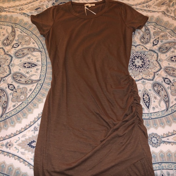 NWT! Boutique Brown Mocha Runched Mini Dress. - Picture 3 of 3